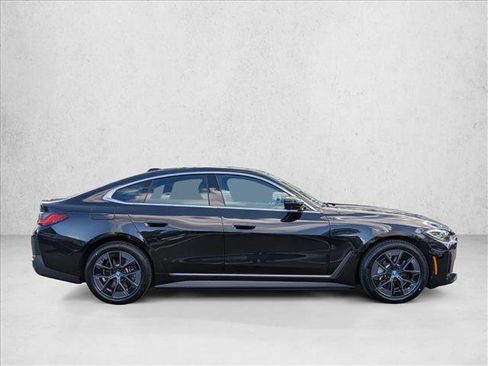 Certified 2023 BMW i4 eDrive35 RWD image 4