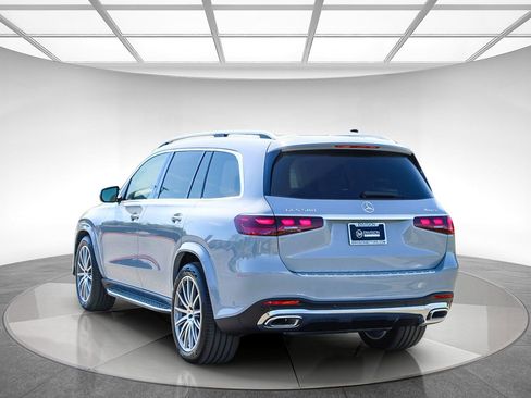 New 2026 Mercedes-Benz GLS 580 4MATIC image 2