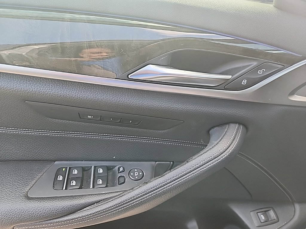 Used 2018 BMW 530i RWD image 25