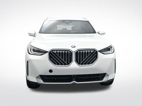 New 2026 BMW X3 xDrive30 w/ Premium Package image 11