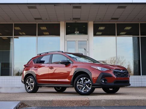 Used 2024 Subaru Crosstrek 2.0i Premium image 2