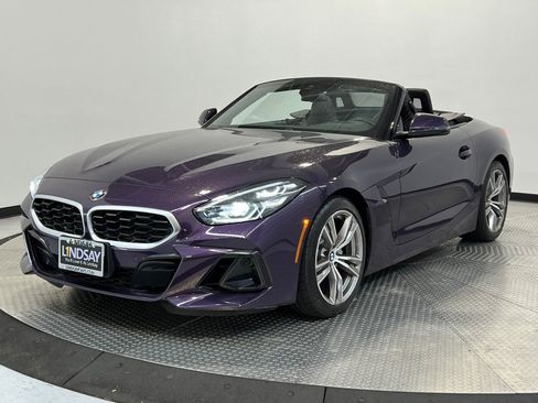 Used 2023 BMW Z4 sDrive30i w/ Driving Assistance Package image 3