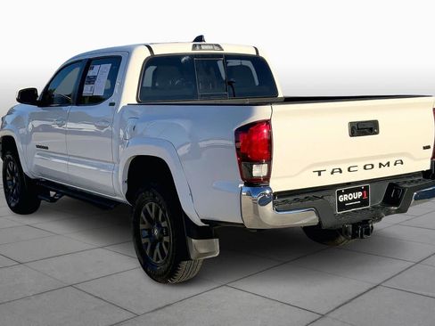 Used 2022 Toyota Tacoma SR5 image 11