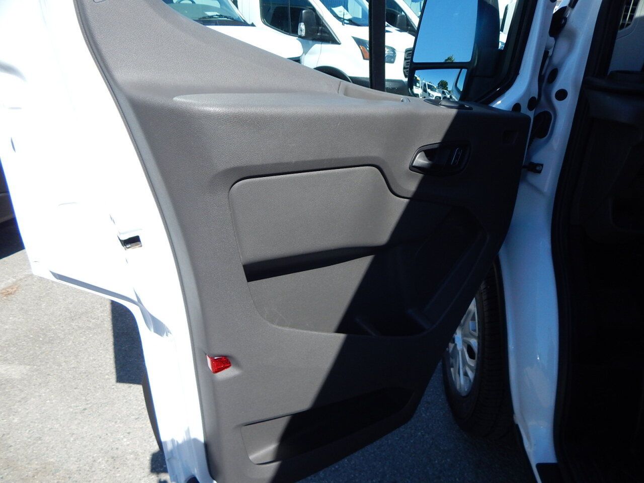 Used 2025 Ford Transit 250 Low Roof w/ Exterior Upgrade Package RWD image 20