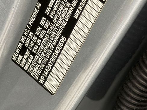 Certified 2024 Porsche Cayenne AWD/4WD image 22