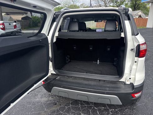 Used 2019 Ford EcoSport Titanium image 10