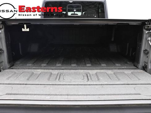 Used 2021 Jeep Gladiator Rubicon w/ LED Lighting Group AWD/4WD image 9