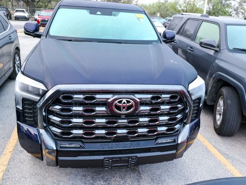 Used 2023 Toyota Tundra Platinum image 5