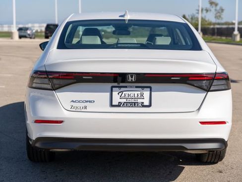 New 2025 Honda Accord LX image 6