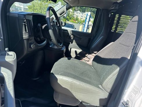 Used 2024 Chevrolet Express 2500 w/ Driver Convenience Package RWD image 36