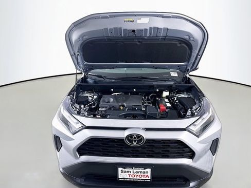 Used 2025 Toyota RAV4 XLE w/ Convenience Package AWD/4WD image 31
