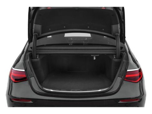 Used 2025 Mercedes-Benz S 580e 4MATIC Sedan image 11