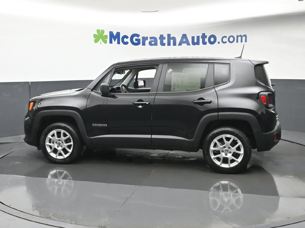 Used 2023 Jeep Renegade Latitude AWD/4WD image 23