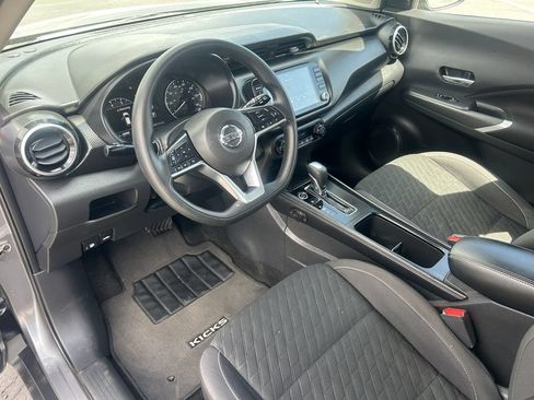 Used 2021 Nissan Kicks SV FWD image 25