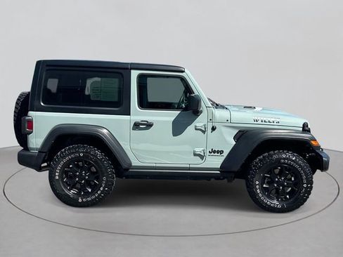 Used 2023 Jeep Wrangler Willys image 4