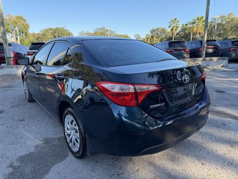 Used 2018 Toyota Corolla LE image 4
