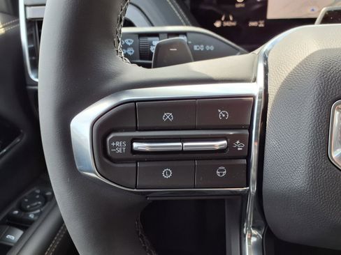 New 2026 GMC Yukon Elevation image 8