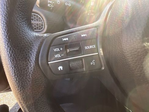 Used 2024 Honda HR-V LX image 16