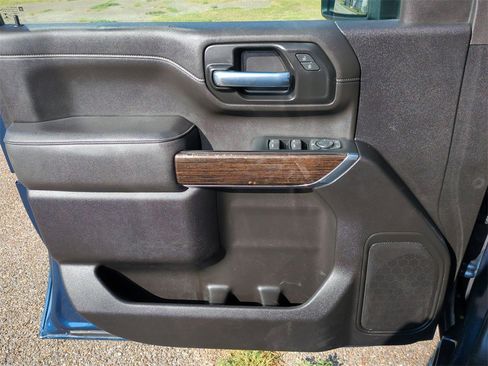 Certified 2023 GMC Sierra 2500 SLE w/ SLE Value Package; image 21