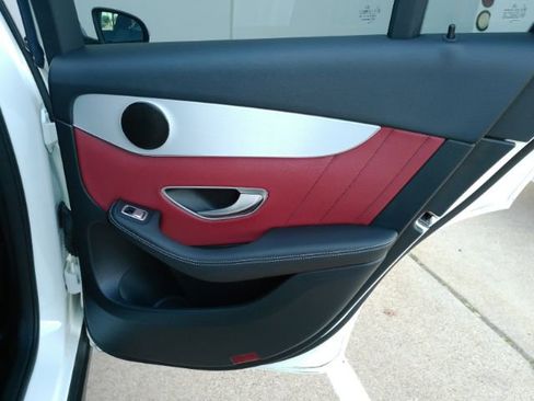 Used 2022 Mercedes-Benz GLC 300 w/ AMG Line image 26