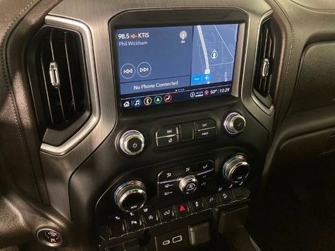 Used 2021 GMC Sierra 1500 Denali image 2