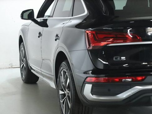 Used 2023 Audi Q5 2.0T Premium w/ Convenience Package AWD/4WD image 42