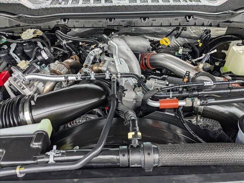 New 2026 Ford F350 Platinum w/ Tremor Off-Road Package AWD/4WD image 15