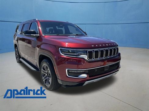 Used 2024 Jeep Wagoneer L Series II w/ Flexible Seating Group AWD/4WD image 1