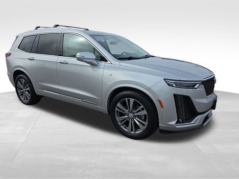 Used 2020 Cadillac XT6 Premium Luxury AWD/4WD image 7