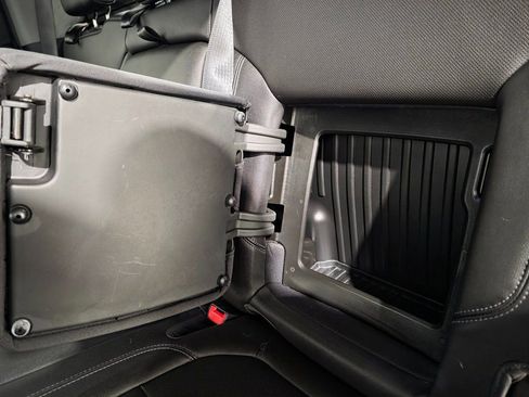 Used 2019 Chevrolet Silverado 1500 LTZ image 21