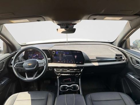 Used 2026 Chevrolet Traverse LT w/ Driver Confidence Package AWD/4WD image 18