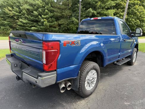 Used 2022 Ford F350 XLT w/ XLT Value Package AWD/4WD image 5