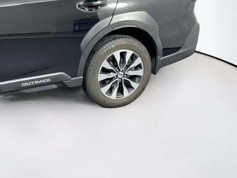 Used 2023 Subaru Outback Limited AWD/4WD image 31