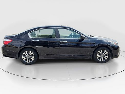 Used 2015 Honda Accord LX image 4