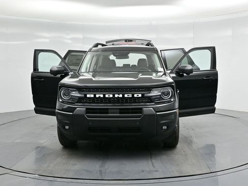 New 2025 Ford Bronco Sport Outer Banks w/ Outer Banks Tech Package+ image 34