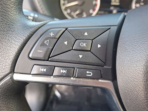 Used 2024 Nissan Sentra SV image 20