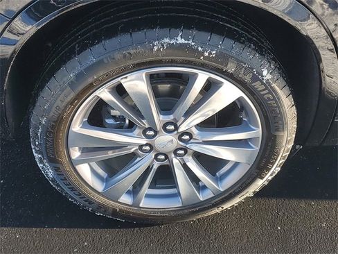 Certified 2024 Cadillac XT6 Premium Luxury w/ Technology Package image 6