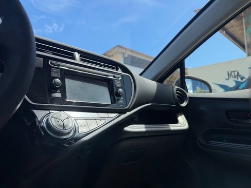Used 2015 Toyota Prius C Four FWD image 18