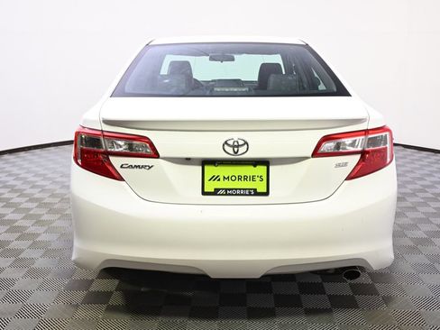 Used 2014 Toyota Camry SE w/ Fleet Convenience Package FWD image 5