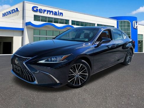 Used 2022 Lexus ES 350 w/ Premium Package image 1