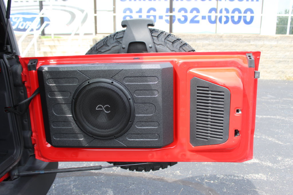 Used 2023 Ford Bronco Wildtrak AWD/4WD image 17