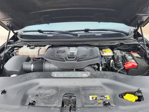 Used 2024 Jeep Grand Wagoneer L Series III image 34