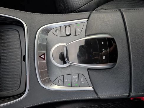 Used 2016 Mercedes-Benz S 550 4MATIC Sedan image 30