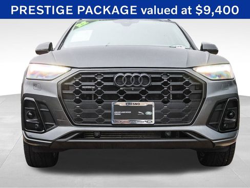 Used 2022 Audi Q5 e Prestige w/ Prestige Package image 2