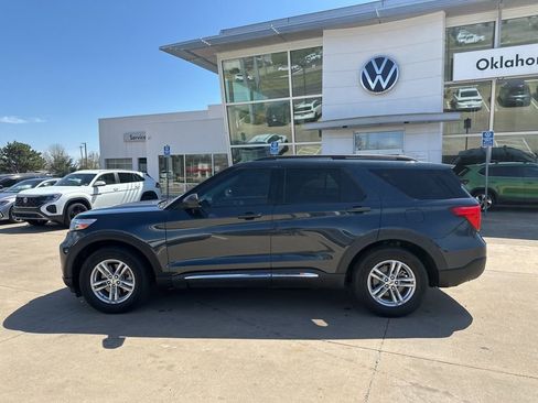 Used 2022 Ford Explorer XLT image 8