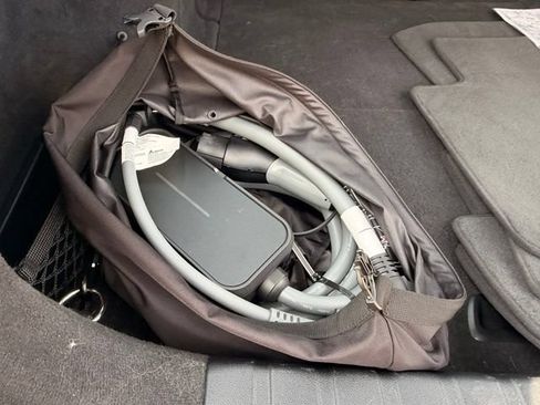 Used 2023 BMW i4 eDrive40 w/ Premium Package RWD image 17