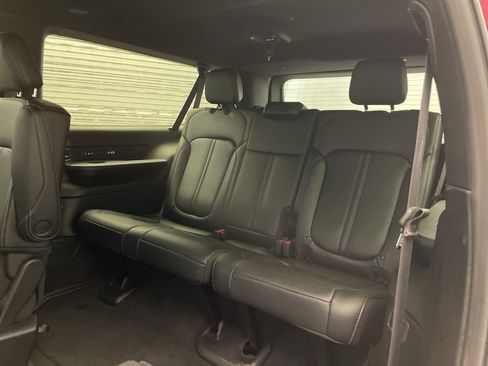 New 2025 Jeep Wagoneer L Series II image 20