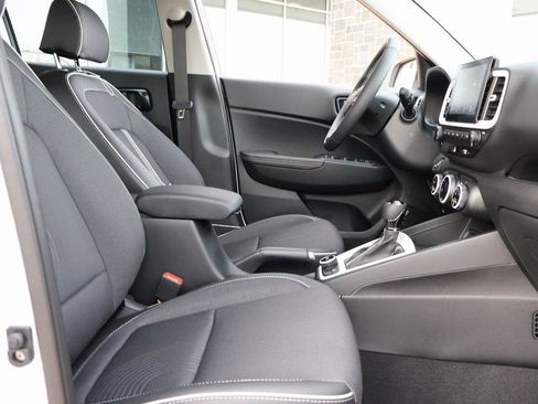 New 2026 Hyundai Venue SEL image 10