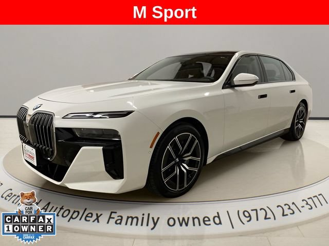 Used 2026 BMW 740i RWD image 1