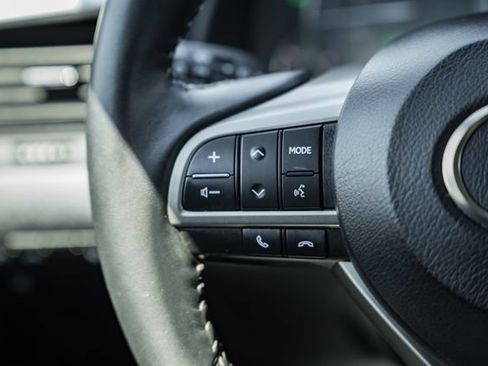Used 2018 Lexus RX 450h AWD w/ Premium Package image 26